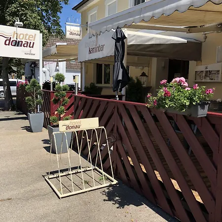 Hotel Donau 3*