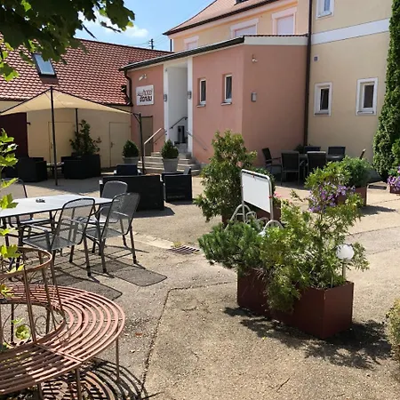 Donau Hotel
