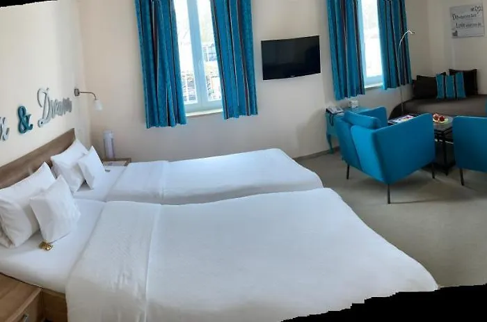 Donau Szálloda 3*